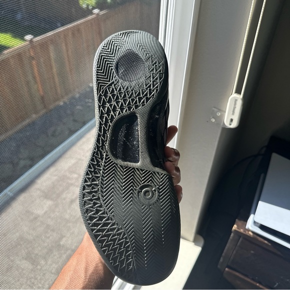 Kobe 8 Nike is size 12.5 - Picture 7 of 11